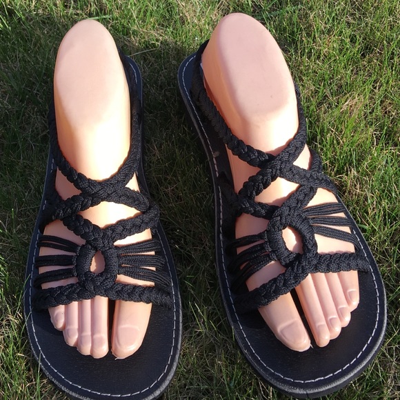 Shoes - NWOT Handwoven Women’s Summer Sandals Size 10.5